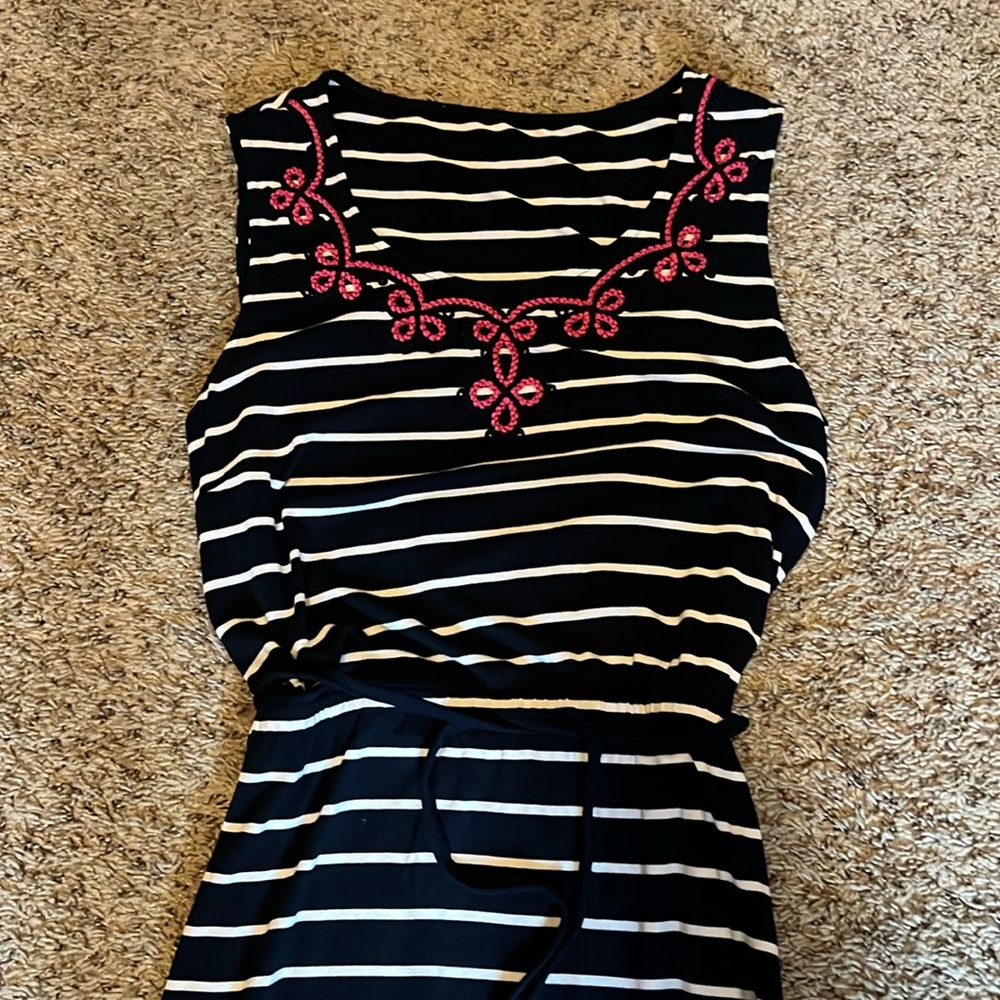 Talbots, sleeveless, M, maxi dress. 38” from the elastic waist. Navy & white